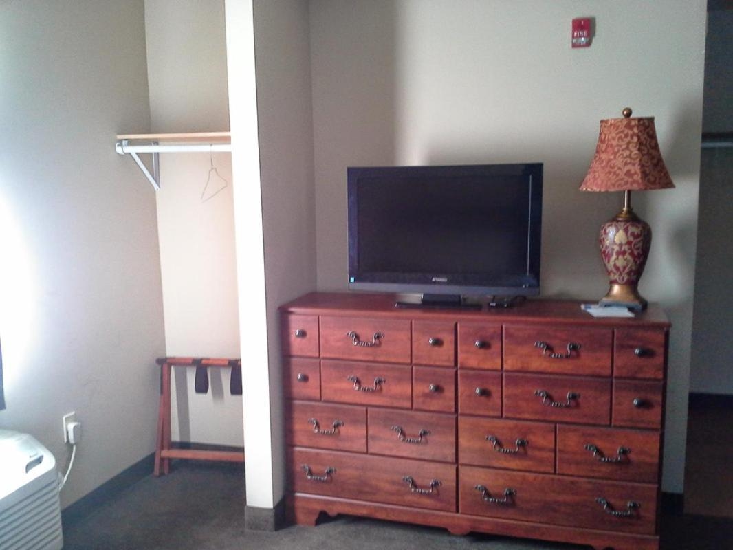 Gamble Farm Inn And Suites Jersey Shore Room photo